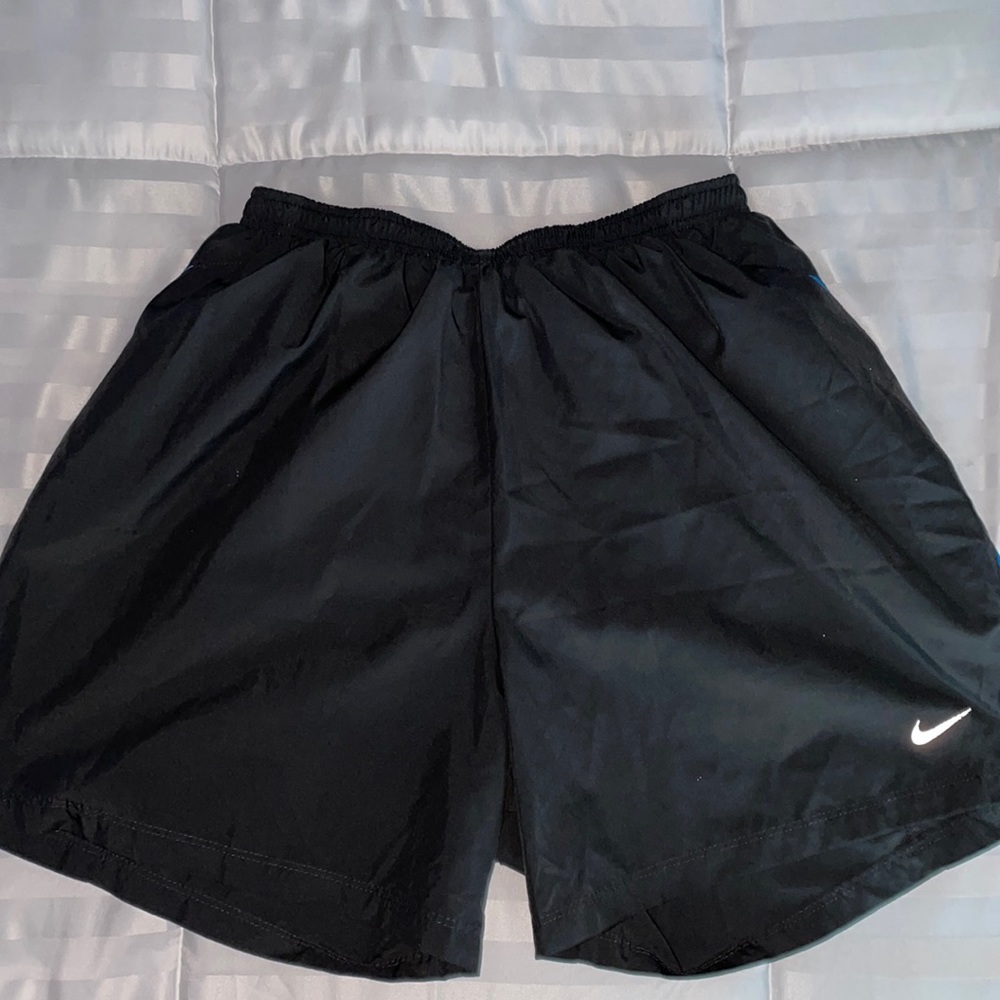Nike dry fit, medium running shorts